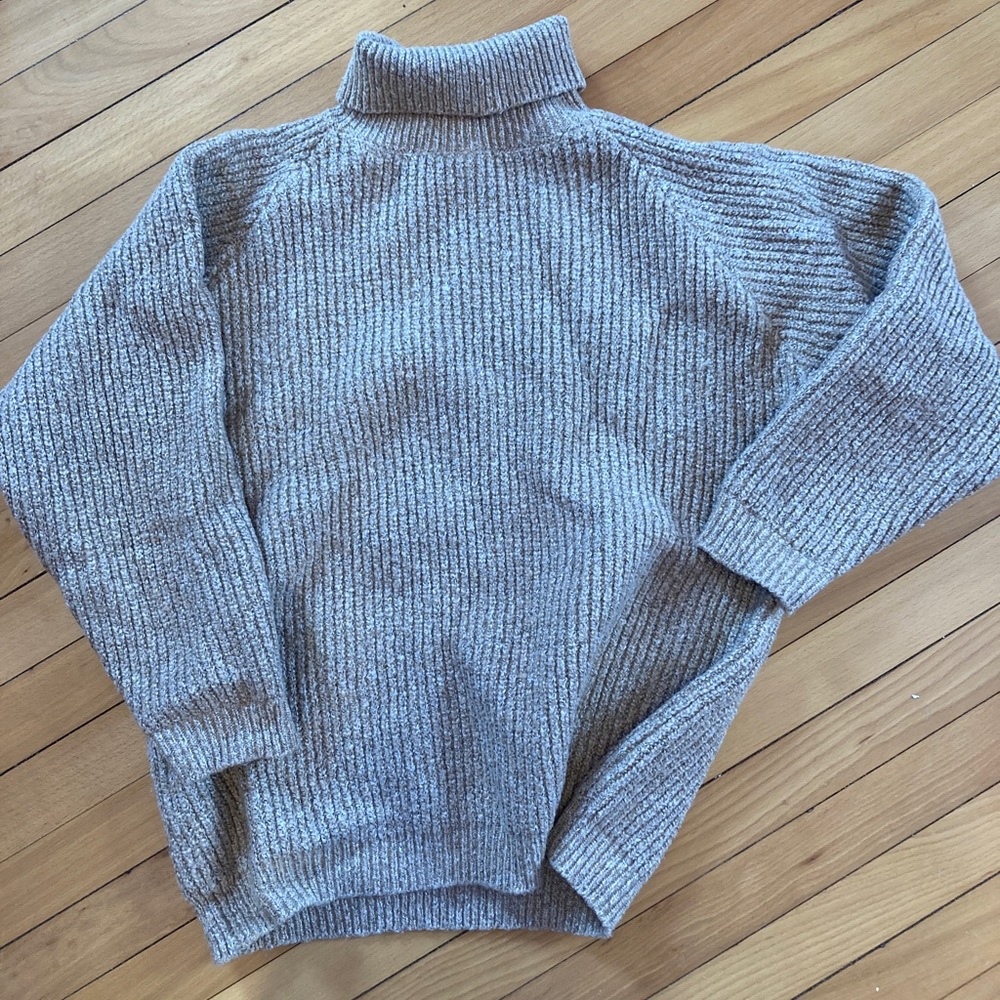 Callahan turtleneck sweater, xs, from Need Supply